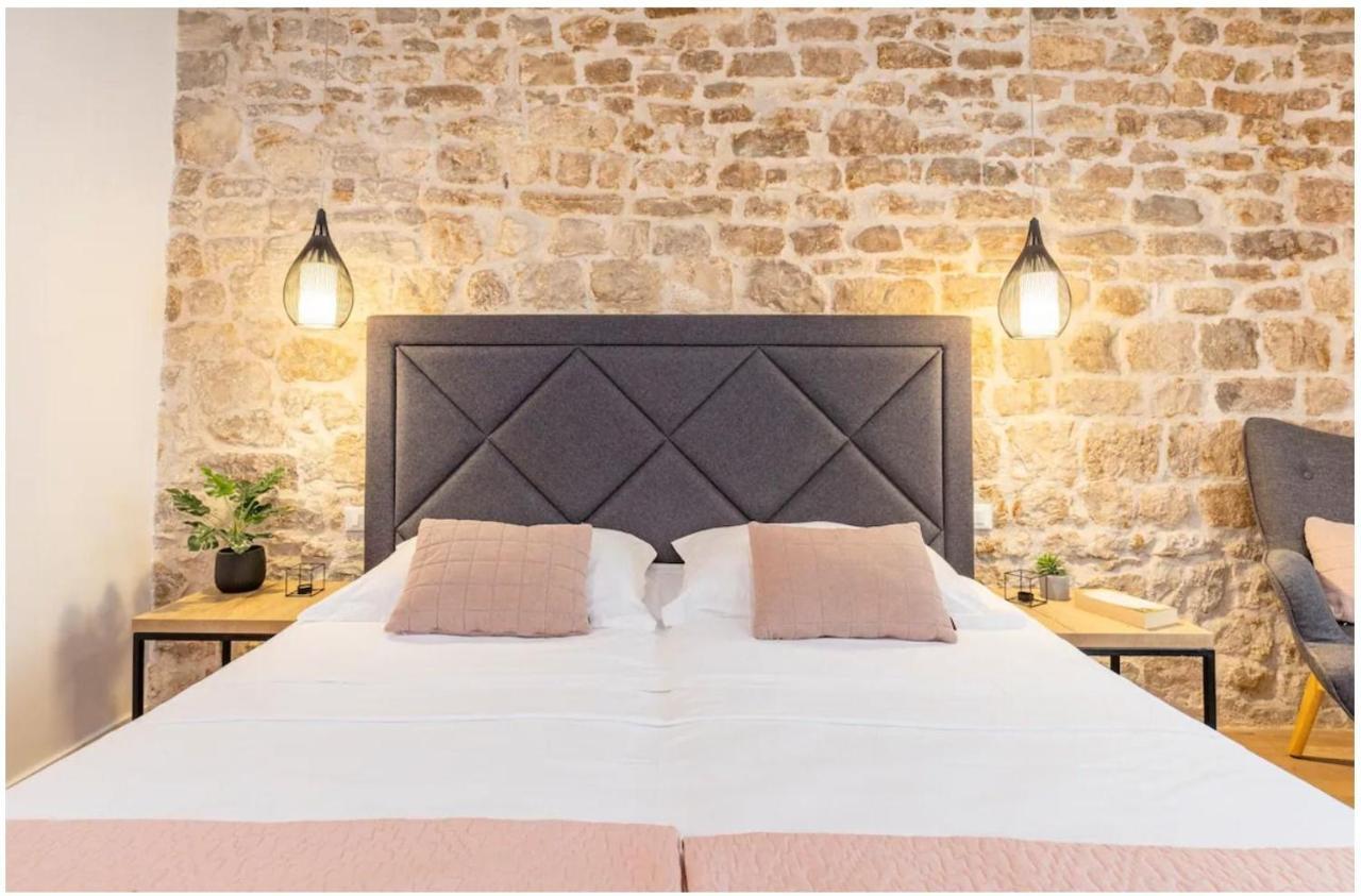 Luxury Rooms Prestige Palace Split Bagian luar foto