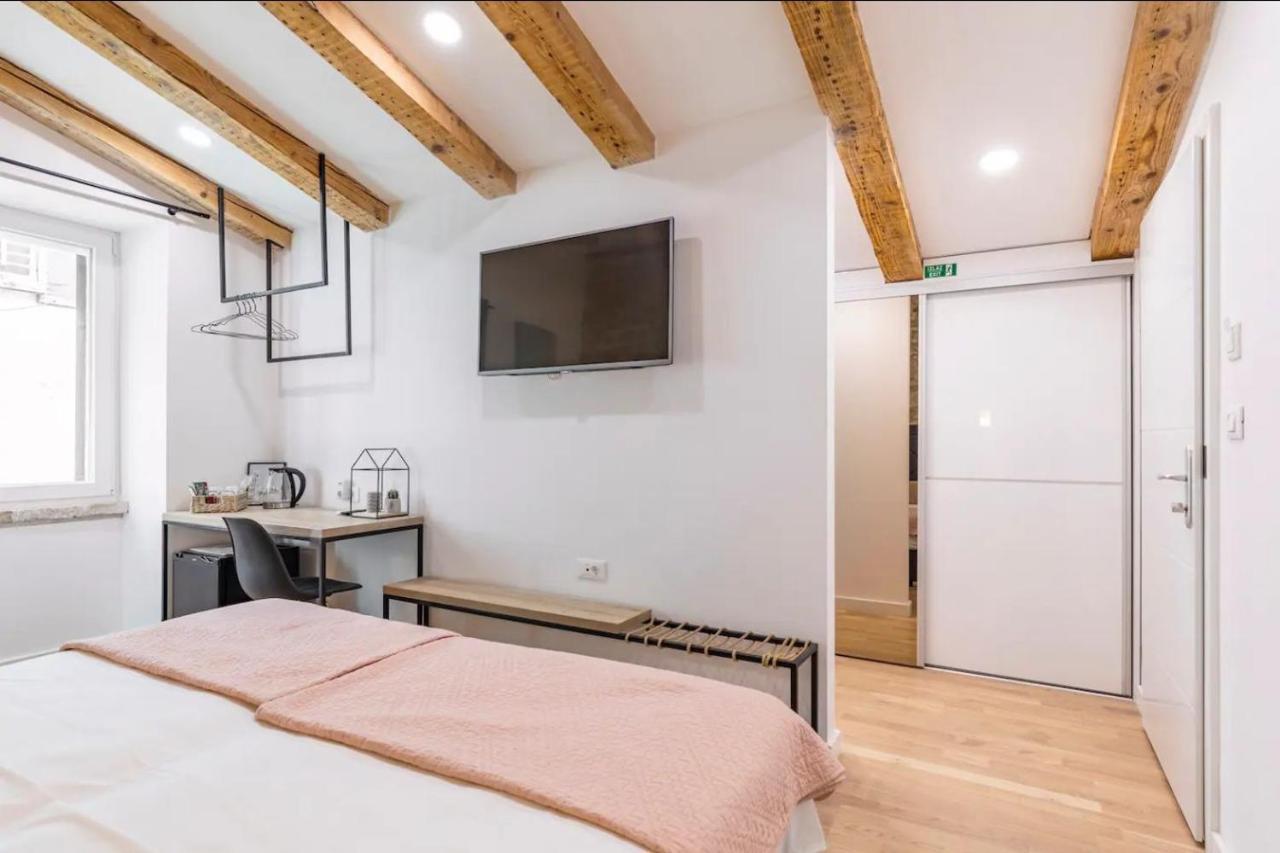 Luxury Rooms Prestige Palace Split Bagian luar foto